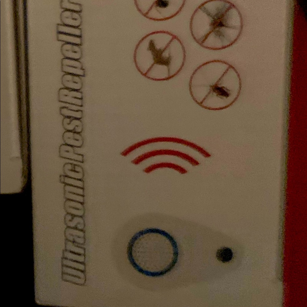 ultrasonic pest repeller